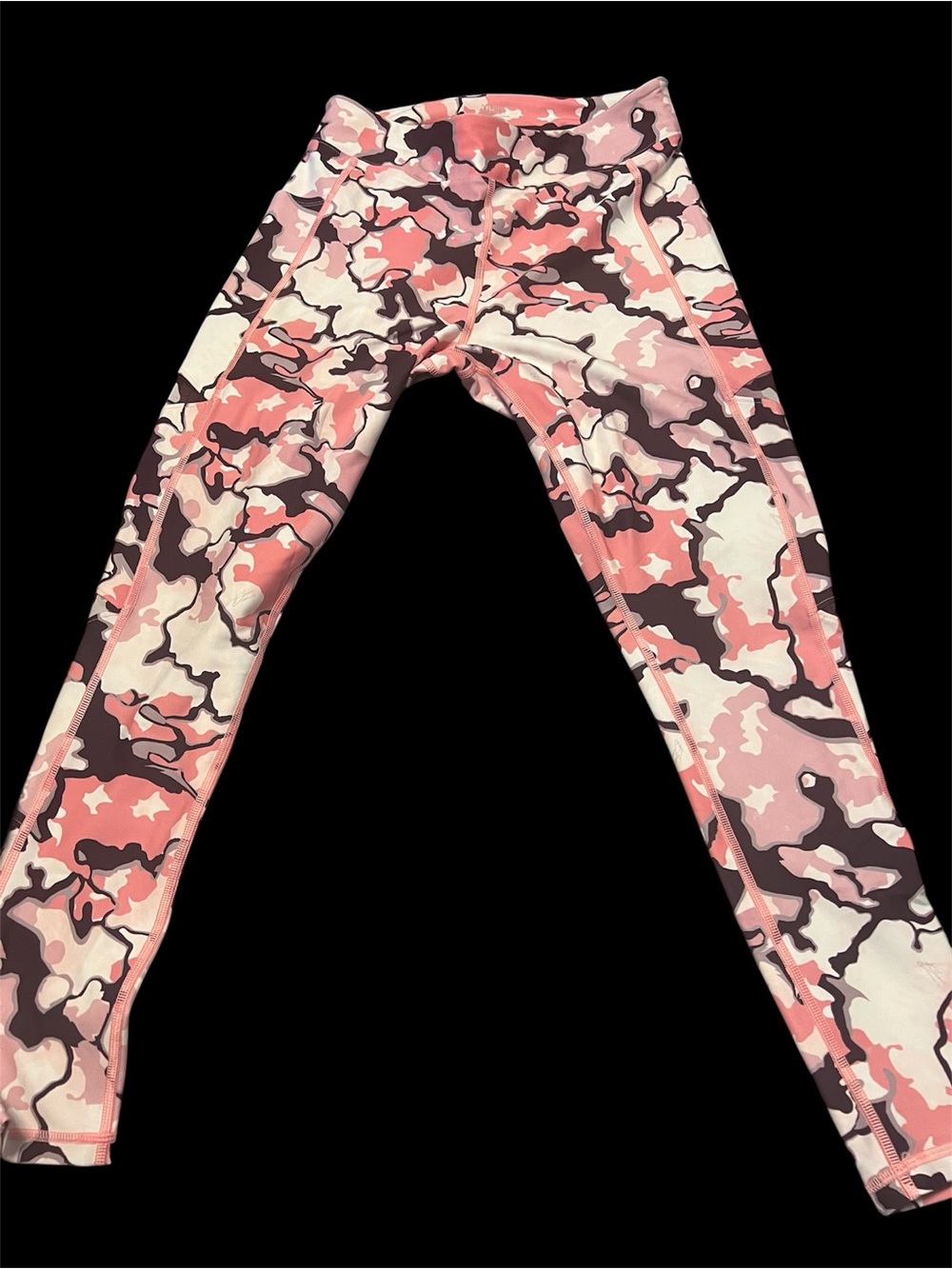 Huk Women’s Pink Camo Leggings